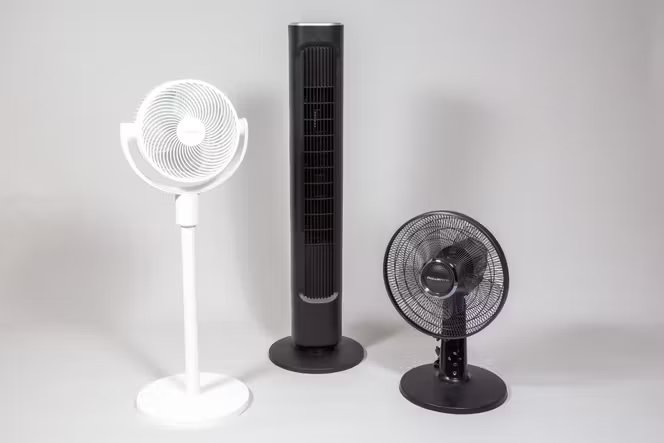Les trois modèles gagnants, de gauche à droite : Xiaomi Smart Standing Air Circulation Fan, Princess DC Tower fan 352390, Rowenta Turbo Silence Extreme+ 