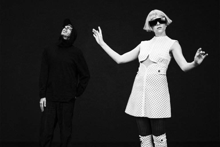 « Come Closer » de Tomora, quand la fièvre électronique des Chemical Brothers rencontre la grâce d’Aurora
