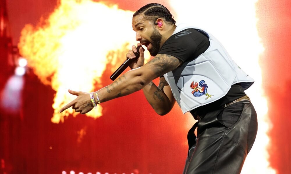 Drake sur scène au Wireless Festival 2025 à Londres